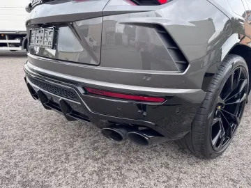 LAMBORGHINI Urus 4.0 V8 Carbon  Garantie