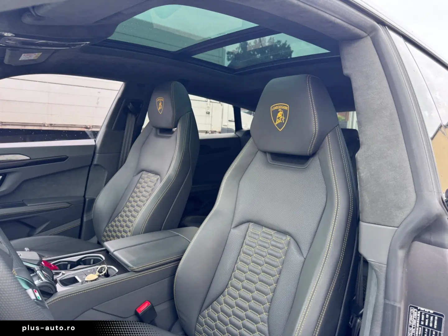 LAMBORGHINI Urus 4.0 V8 Carbon  Garantie