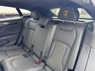 LAMBORGHINI Urus 4.0 V8 Carbon  Garantie