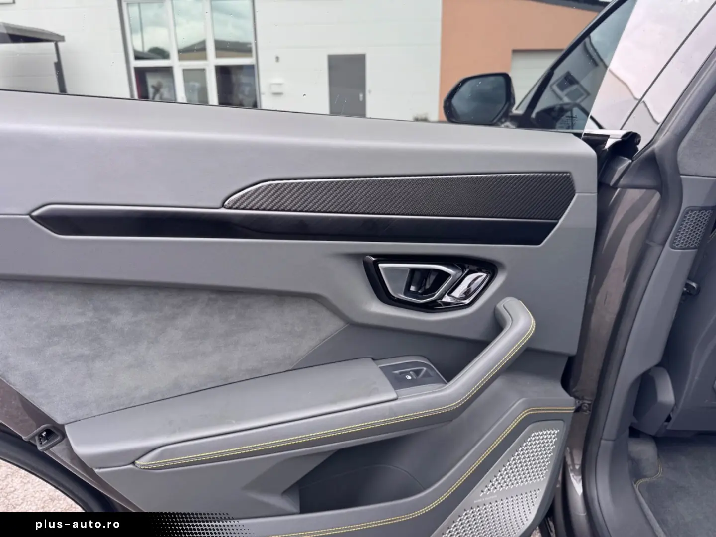 LAMBORGHINI Urus 4.0 V8 Carbon  Garantie