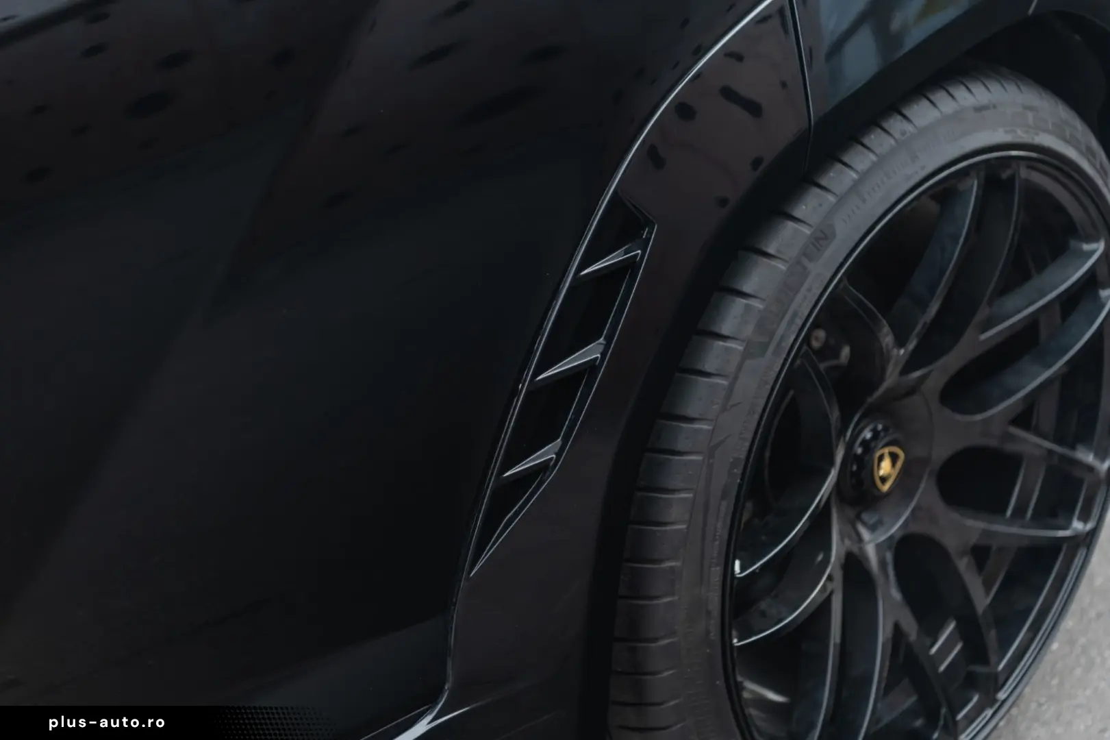 LAMBORGHINI Urus 4.0 V8  NOVITEC ESTESO Carbon 360 ACC Pano