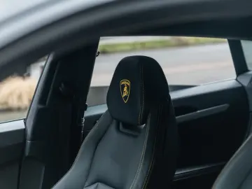 LAMBORGHINI Urus 4.0 V8  NOVITEC ESTESO Carbon 360 ACC Pano