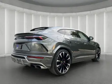 LAMBORGHINI Urus 4.0 V8 B&O ADAS AHK 23  Pano