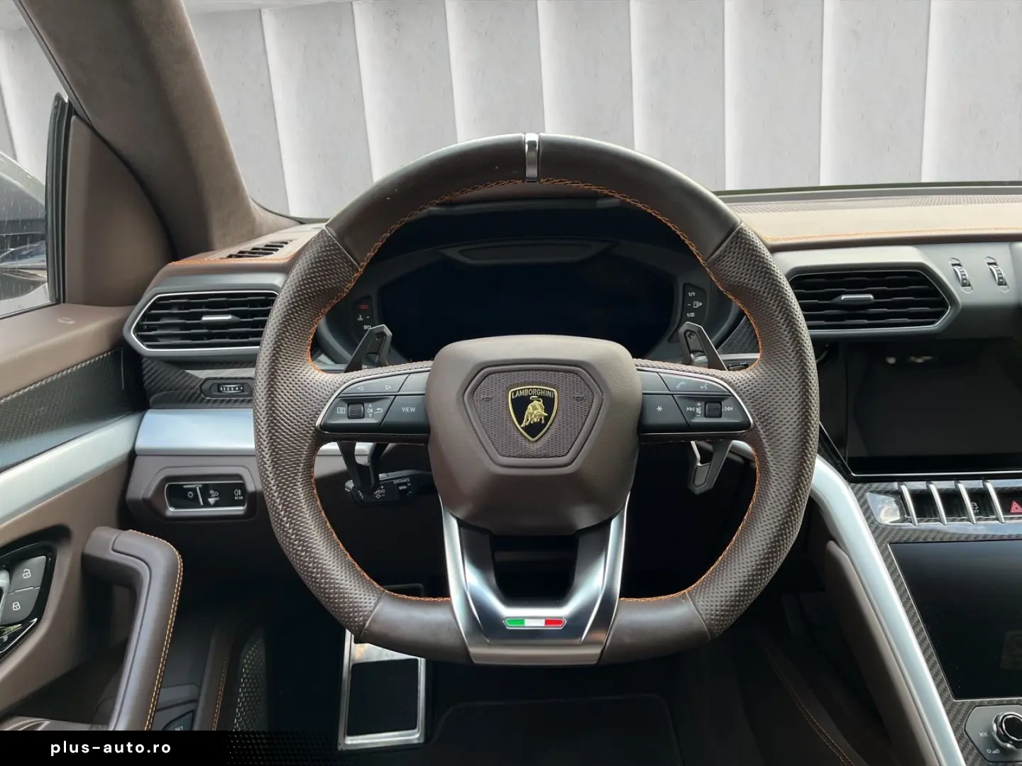 LAMBORGHINI Urus 4.0 V8 B&O ADAS AHK 23  Pano