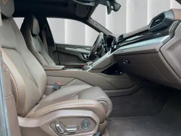 LAMBORGHINI Urus 4.0 V8 B&O ADAS AHK 23  Pano