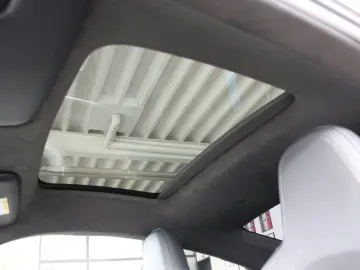 PORSCHE 992 Turbo S SportDesign Lift G-Dach Burmester