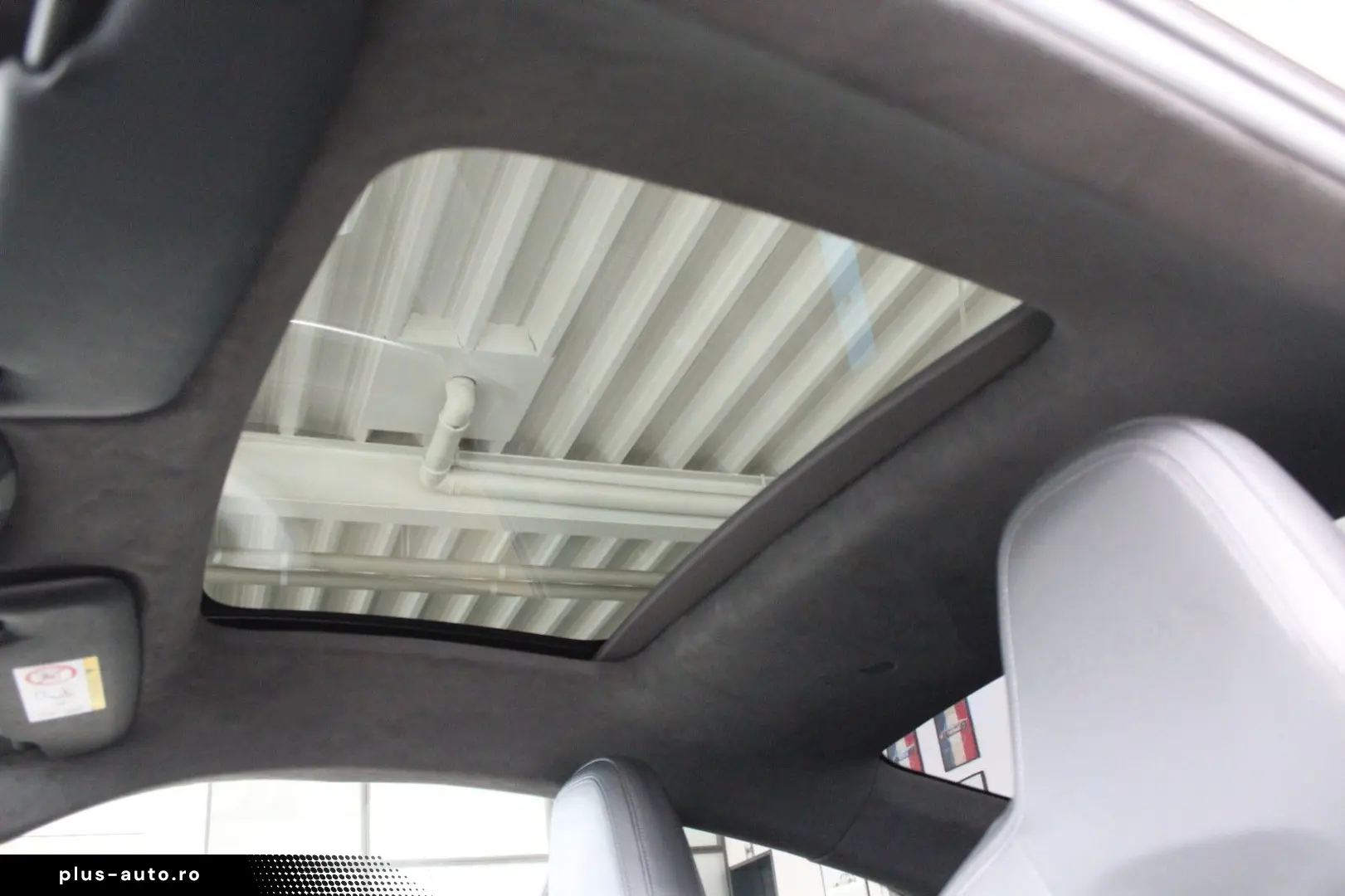 PORSCHE 992 Turbo S SportDesign Lift G-Dach Burmester