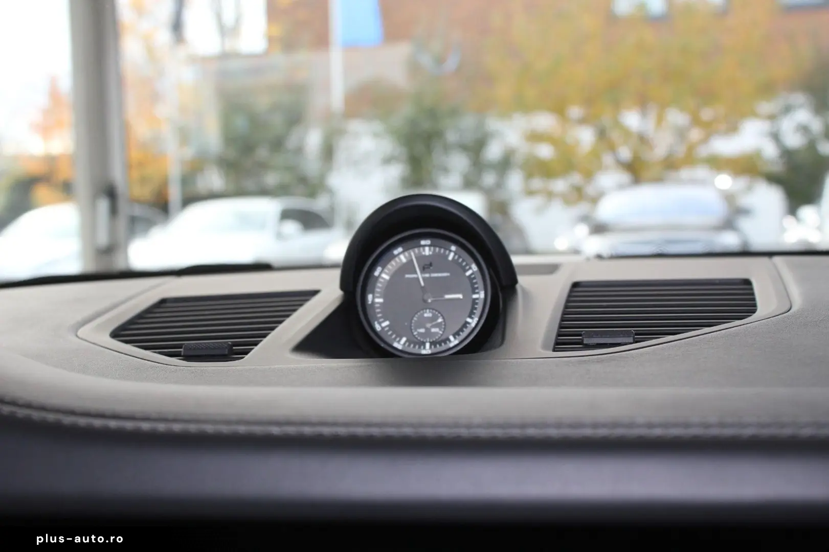 PORSCHE 992 Turbo S SportDesign Lift G-Dach Burmester