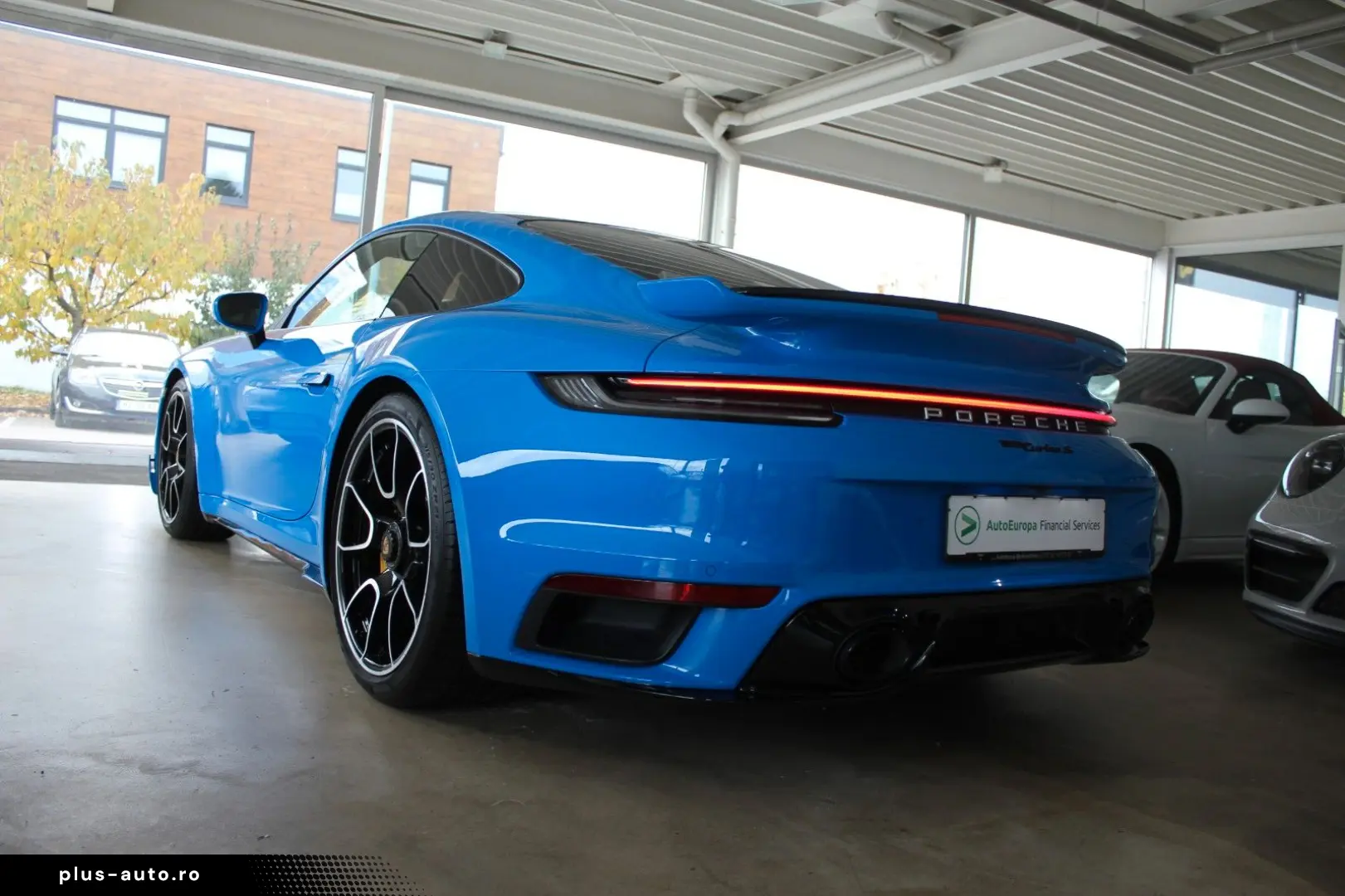 PORSCHE 992 Turbo S SportDesign Lift G-Dach Burmester
