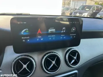 Mercedes-Benz GLA 220