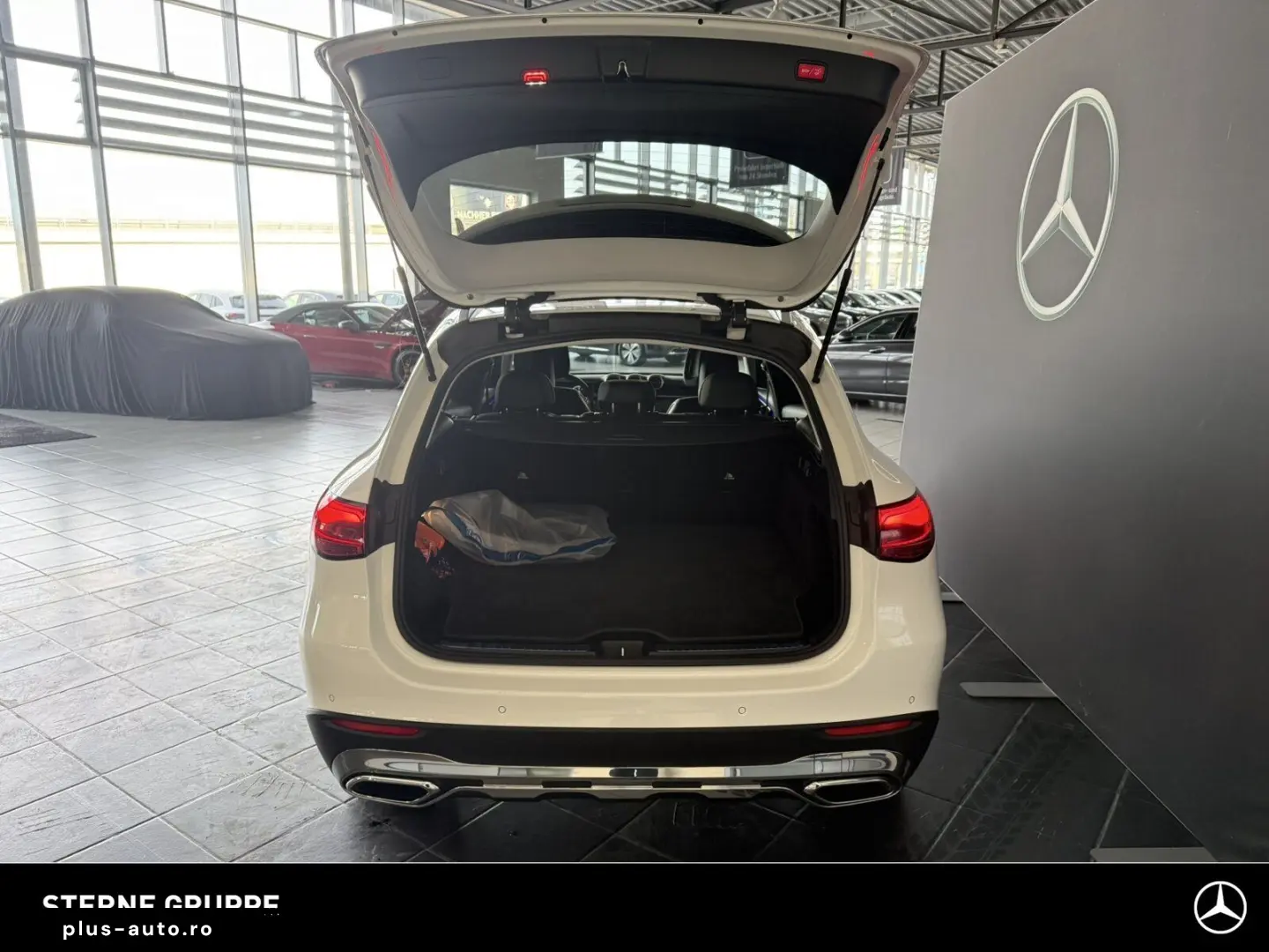 MERCEDES-BENZ GLC 300de 4M Avantgarde LED eSitz Totw&hellip;