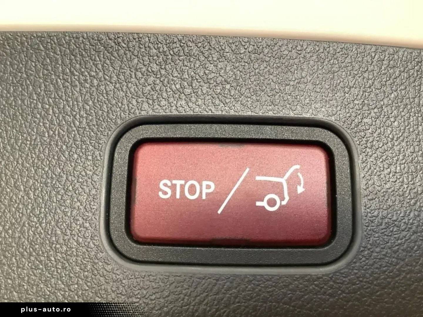 MERCEDES-BENZ GLC 300 e 4M Avantgarde Advanced LED Distronic