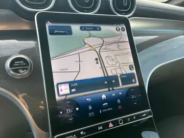 MERCEDES-BENZ GLC 300 d 4M AMG MBUX Distr Kam AHK DI&hellip;