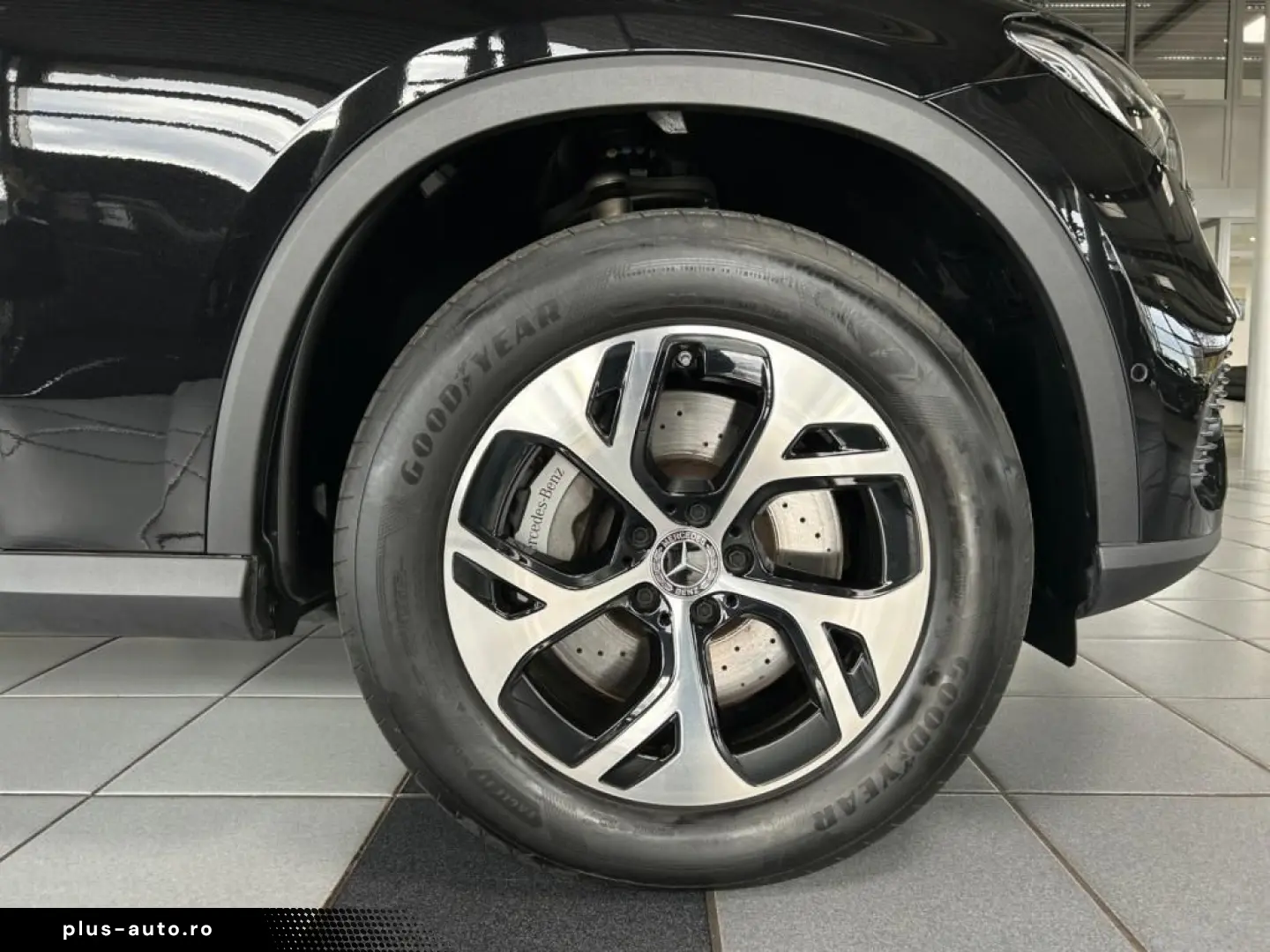 MERCEDES-BENZ GLC 300 de 4M Avantgarde 9G LED Memory&hellip;