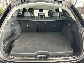 MERCEDES-BENZ GLC 300 de 4M Avantgarde 9G LED Memory&hellip;