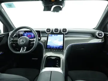 MERCEDES-BENZ GLC 300 d 4M  AMG Premium Dig.Light Memory AHK