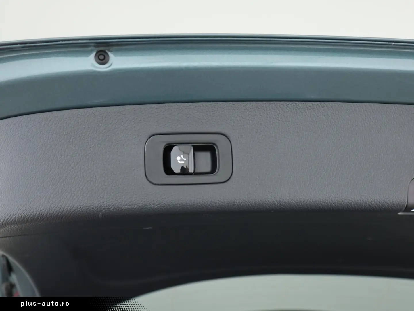 MERCEDES-BENZ GLC 300 d 4M  AMG Premium Dig.Light Memory AHK