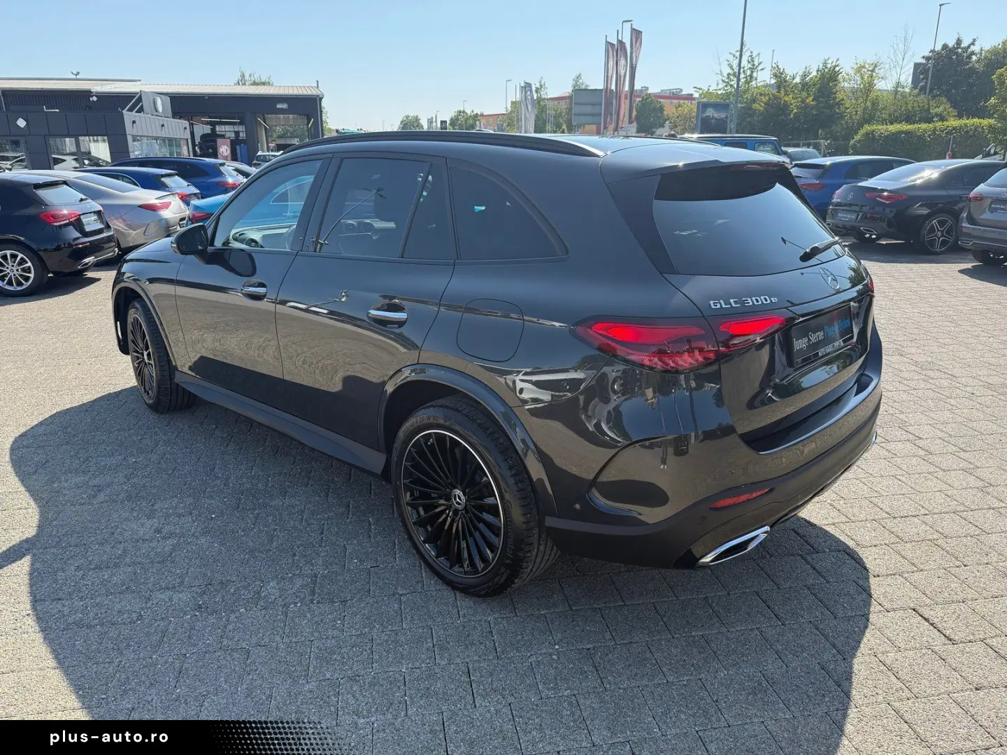 MERCEDES-BENZ GLC 300e AMG 4M Premium Night 20´ Burm&hellip;