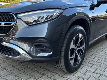 MERCEDES-BENZ GLC 300 e 4M Avantgarde 360 -Kamera Di&hellip;