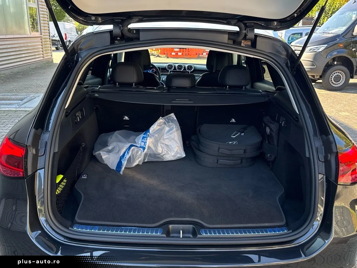 MERCEDES-BENZ GLC 300 e 4M Avantgarde 360 -Kamera Di&hellip;