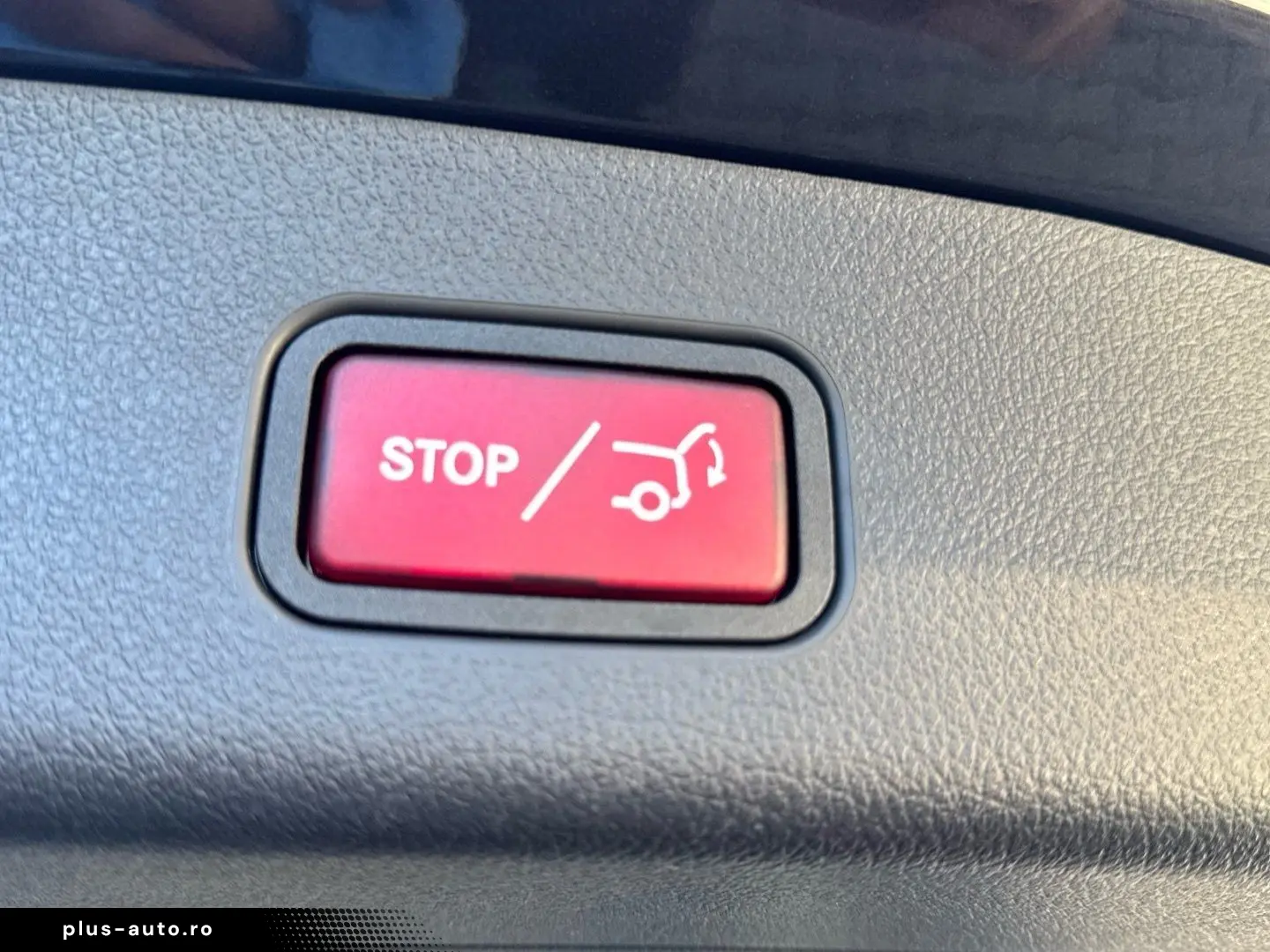 MERCEDES-BENZ GLC 300 e 4M Avantgarde 360 -Kamera Di&hellip;