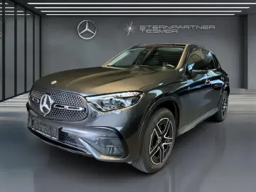 MERCEDES-BENZ GLC 300 e 4M AMG NIGHT PANO AHK DIGILIGHT 360