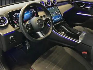 MERCEDES-BENZ GLC 300 e 4M AMG NIGHT PANO AHK DIGILIGHT 360