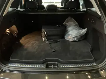 MERCEDES-BENZ GLC 300 e 4M AMG NIGHT PANO AHK DIGILIGHT 360