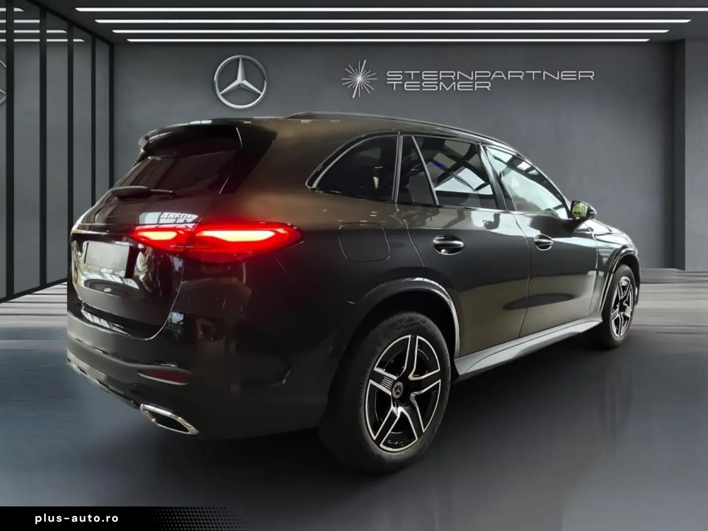 MERCEDES-BENZ GLC 300 e 4M AMG NIGHT PANO AHK DIGILIGHT 360