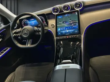 MERCEDES-BENZ GLC 300 e 4M AMG NIGHT PANO AHK DIGILIGHT 360