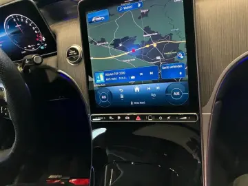 MERCEDES-BENZ GLC 300 e 4M AMG NIGHT PANO AHK DIGILIGHT 360