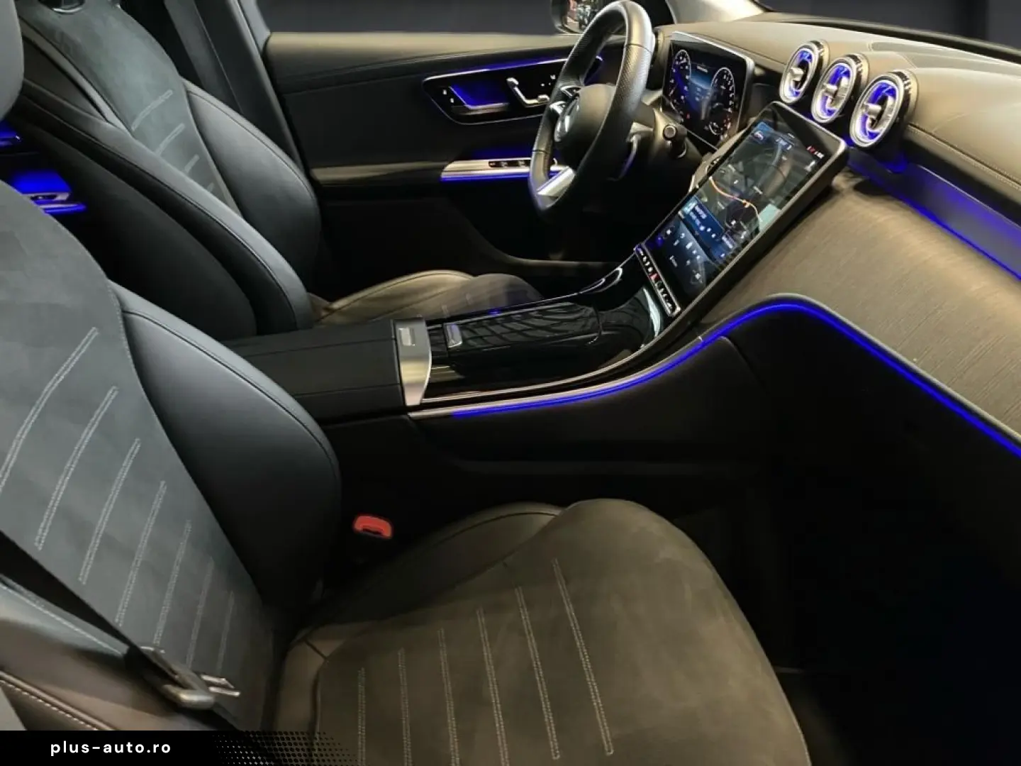 MERCEDES-BENZ GLC 300 e 4M AMG NIGHT PANO AHK DIGILIGHT 360