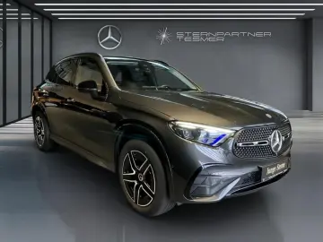 MERCEDES-BENZ GLC 300 e 4M AMG NIGHT PANO AHK DIGILIGHT 360