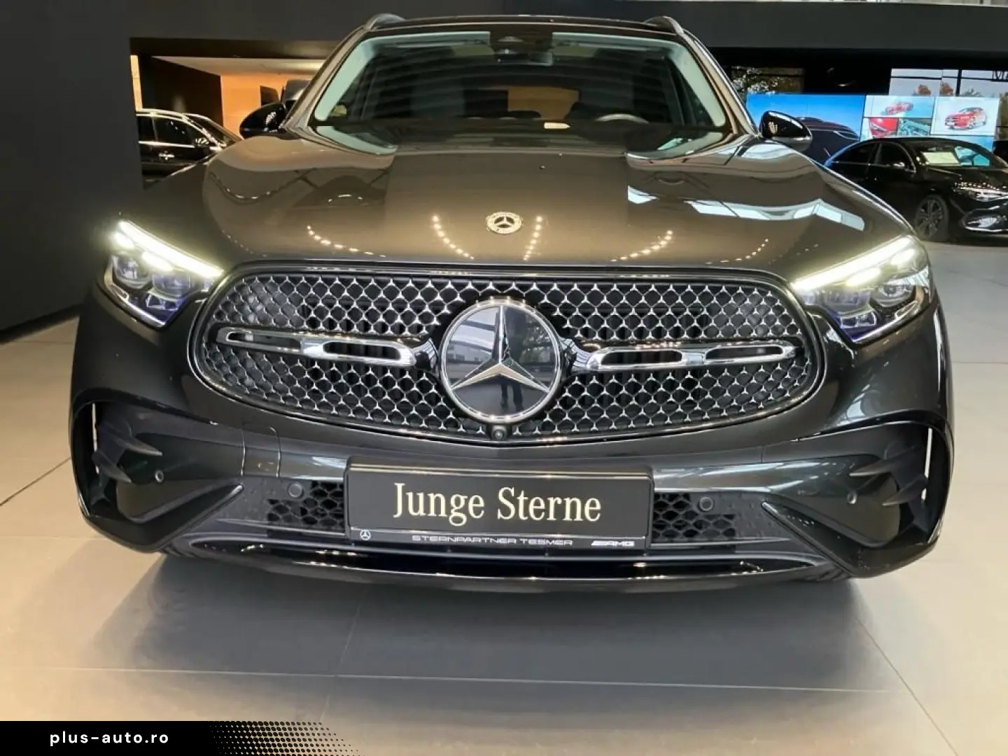 MERCEDES-BENZ GLC 300 e 4M AMG NIGHT PANO AHK DIGILIGHT 360