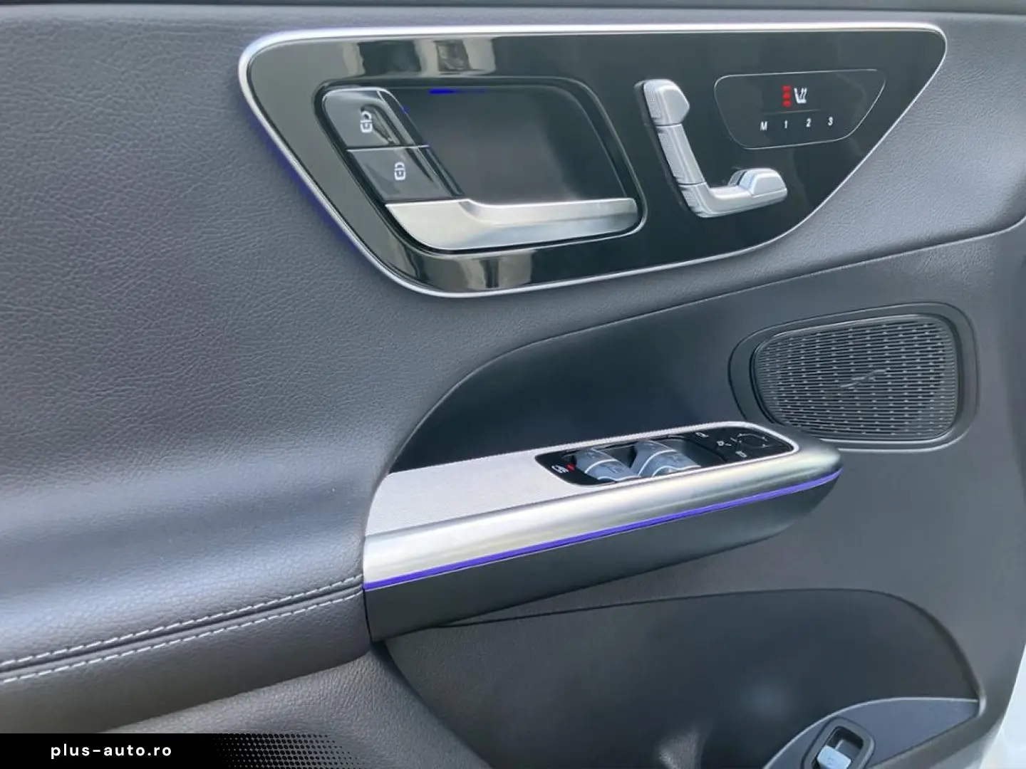 MERCEDES-BENZ GLC 300 d 4M AMG NIGHT AHK MEMORY LED KAMERA