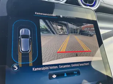 MERCEDES-BENZ GLC 300 d 4M AMG NIGHT AHK MEMORY LED KAMERA