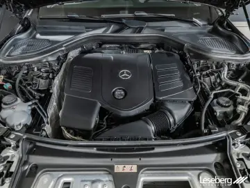 MERCEDES-BENZ GLC 300 e 4M Avantgarde DIG.LIGHT Pano AHK 360