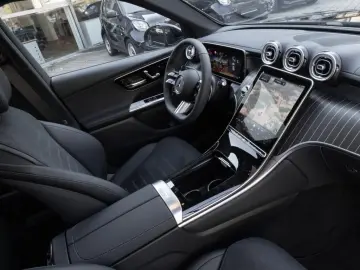 MERCEDES-BENZ GLC 300 e 4M AMG LED Pano AHK Burm3D 360 Night