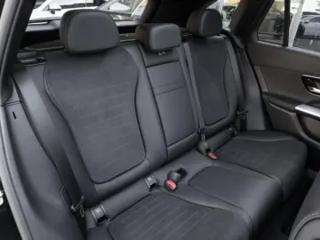 MERCEDES-BENZ GLC 300 e 4M AMG LED Pano AHK Burm3D 360 Night