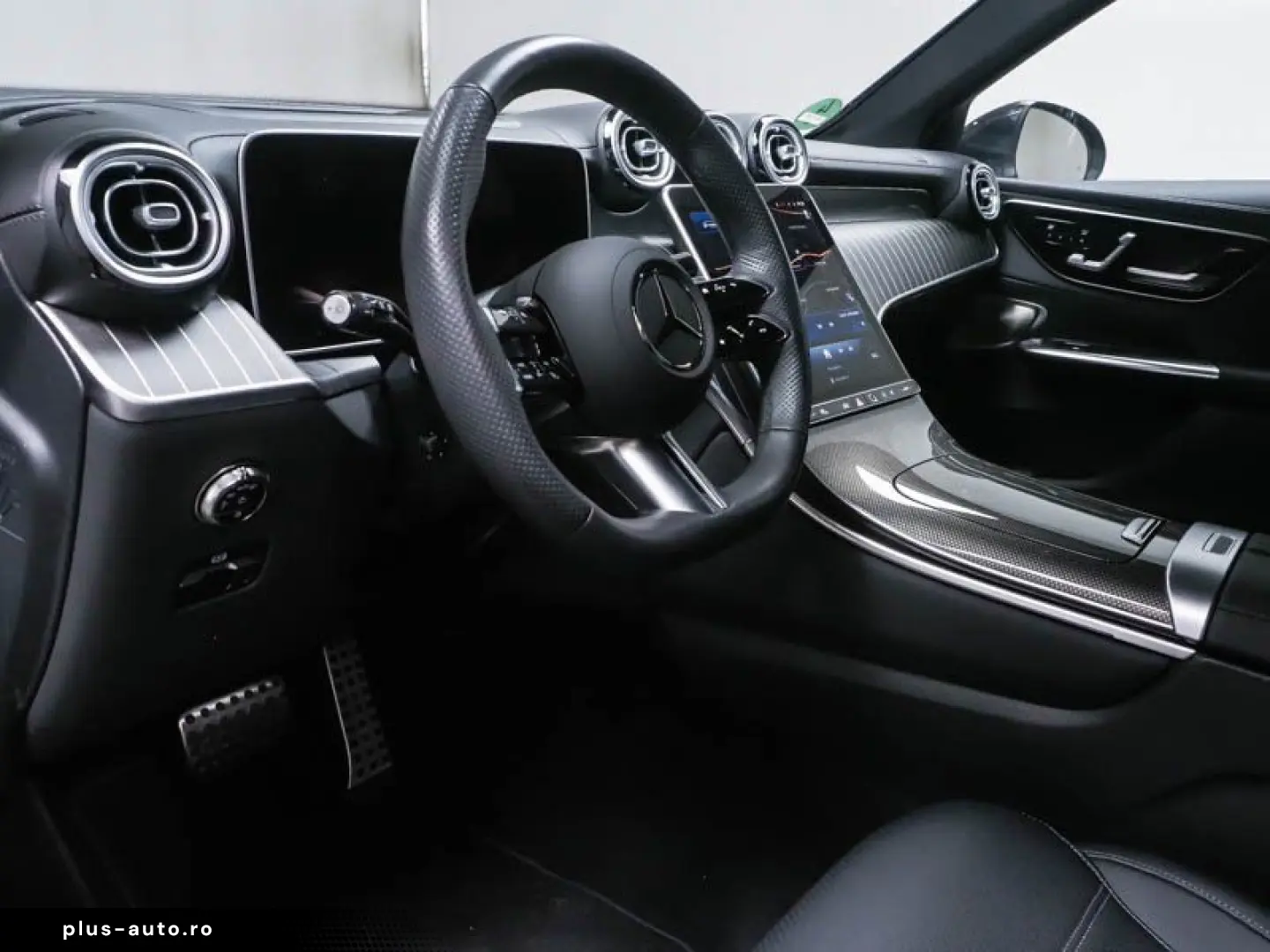 MERCEDES-BENZ GLC 300 4M AMG Plus Airmatic AHK Distr&hellip;