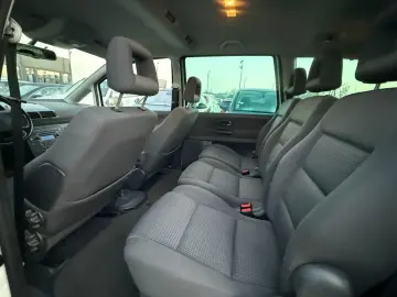 Volkswagen Sharan 1.9 TDI 4×4 7 Locuri