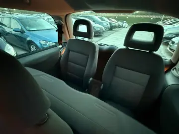 Volkswagen Sharan 1.9 TDI 4×4 7 Locuri