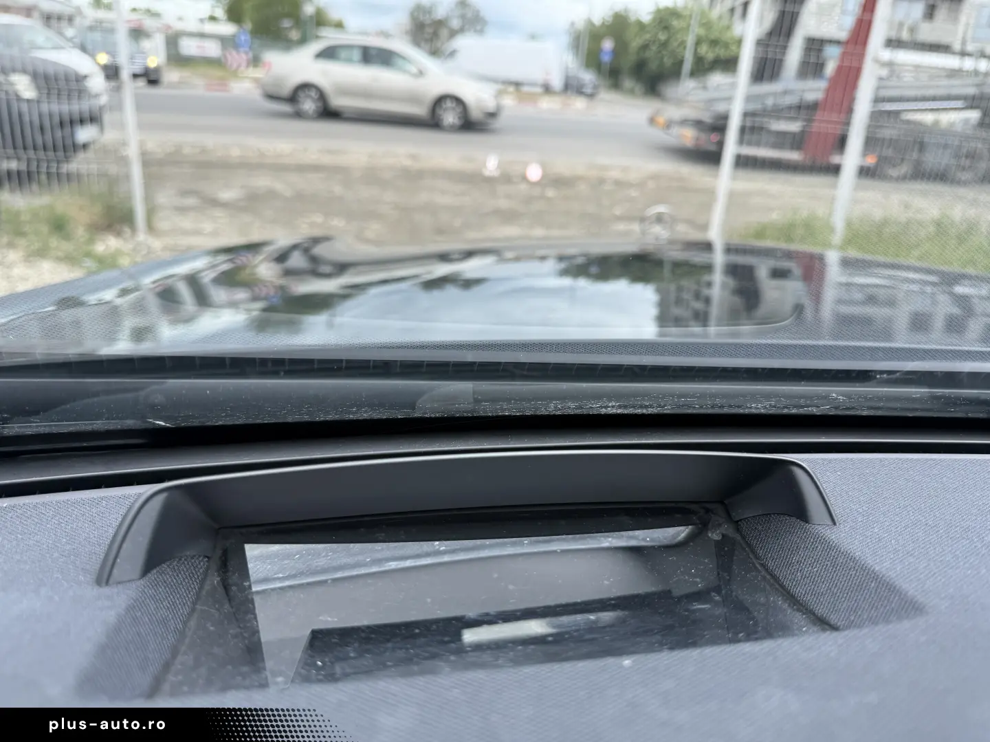 15000e avans restul rate directe