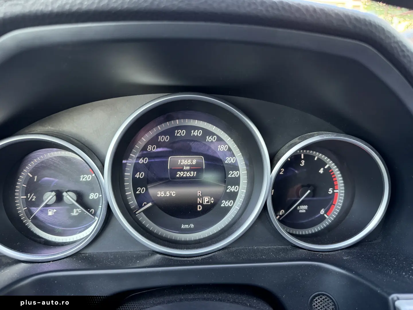 6000E avans și 5000e în 3 luni