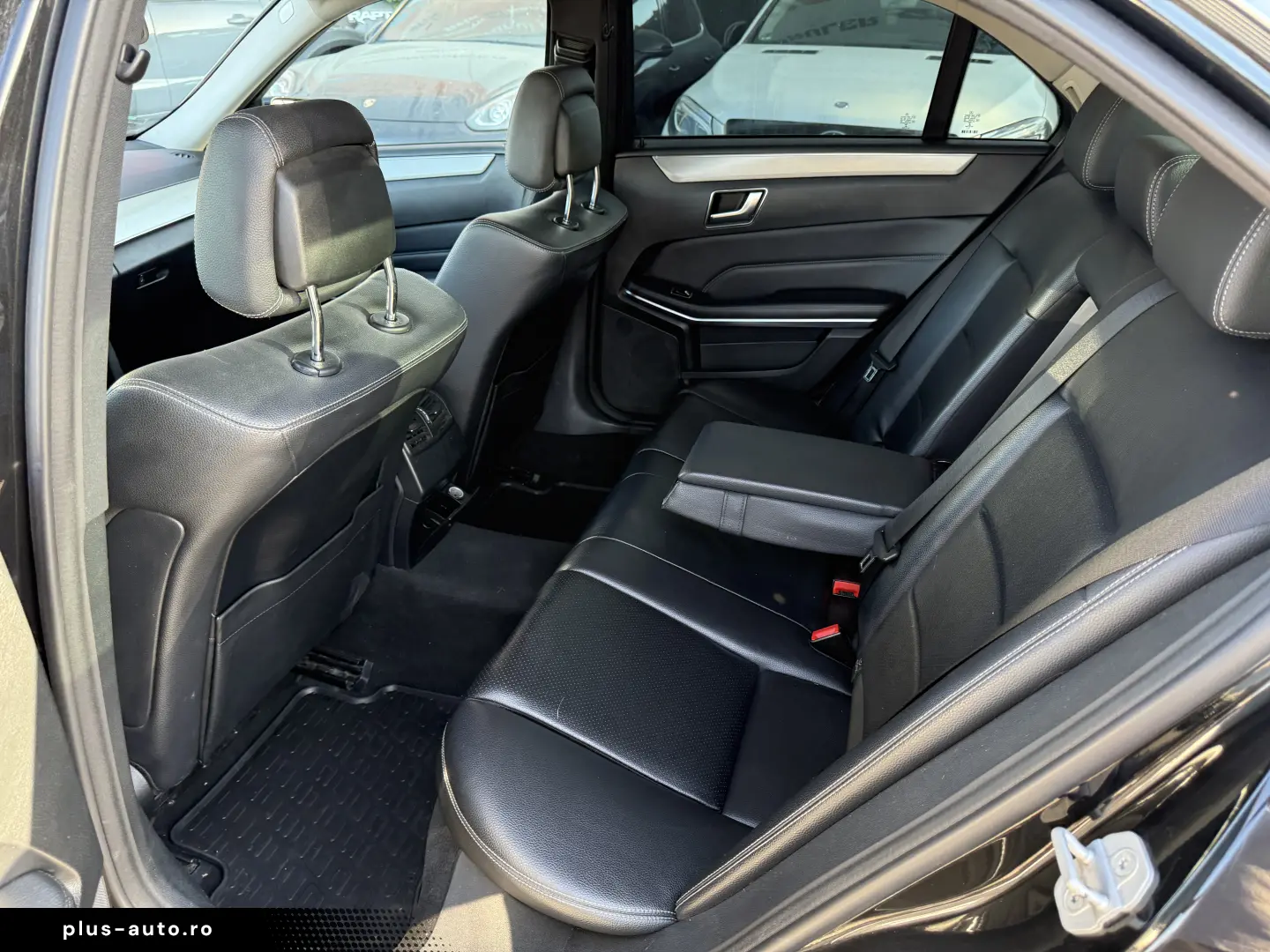 6000E avans și 5000e în 3 luni