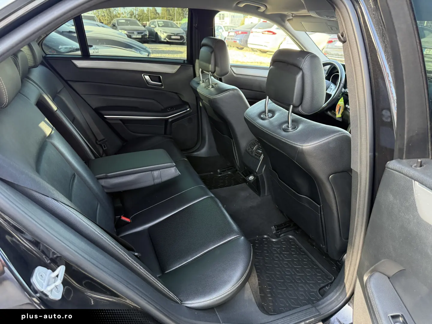 6000E avans și 5000e în 3 luni