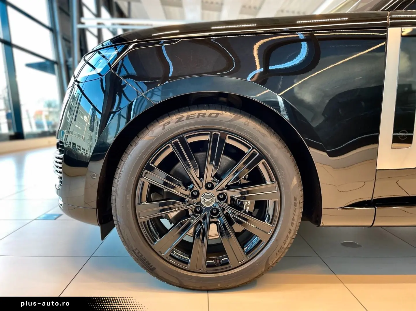 LAND ROVER Range Rover SV FULL Option 22 Zoll Meridian Sign