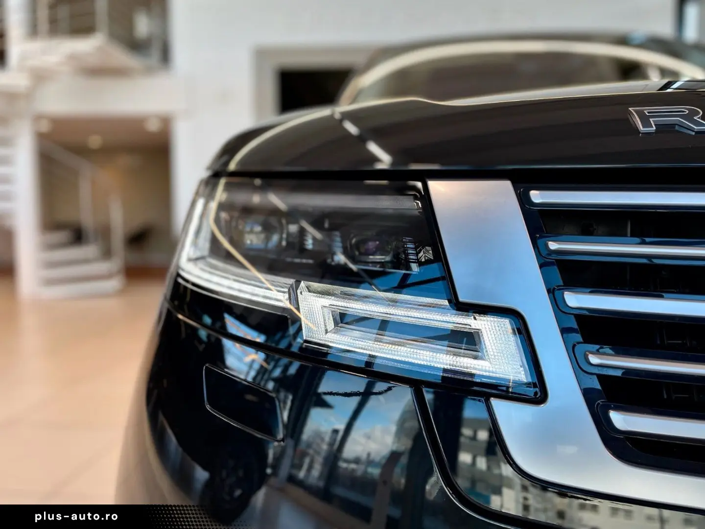 LAND ROVER Range Rover SV FULL Option 22 Zoll Meridian Sign