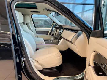 LAND ROVER Range Rover SV FULL Option 22 Zoll Meridian Sign