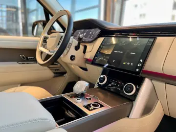 LAND ROVER Range Rover SV FULL Option 22 Zoll Meridian Sign